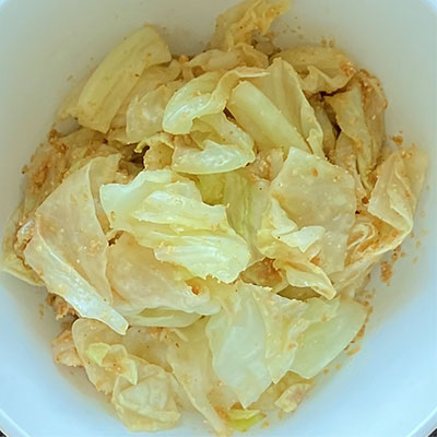 キャベツの胡麻和え